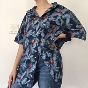Men’s Parrot Short Sleeve Button Down